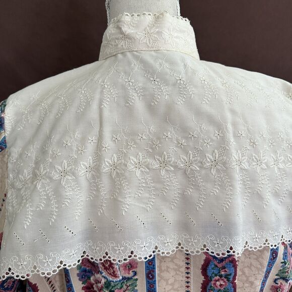 Vintage Women’s Roper Rustic Western Button Down Top 9/10 Floral Eyelet - Picture 7 of 10